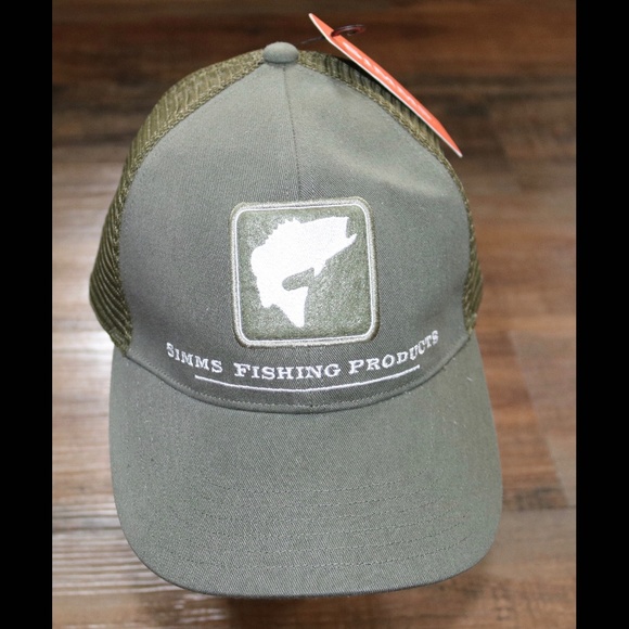 simms bass hat